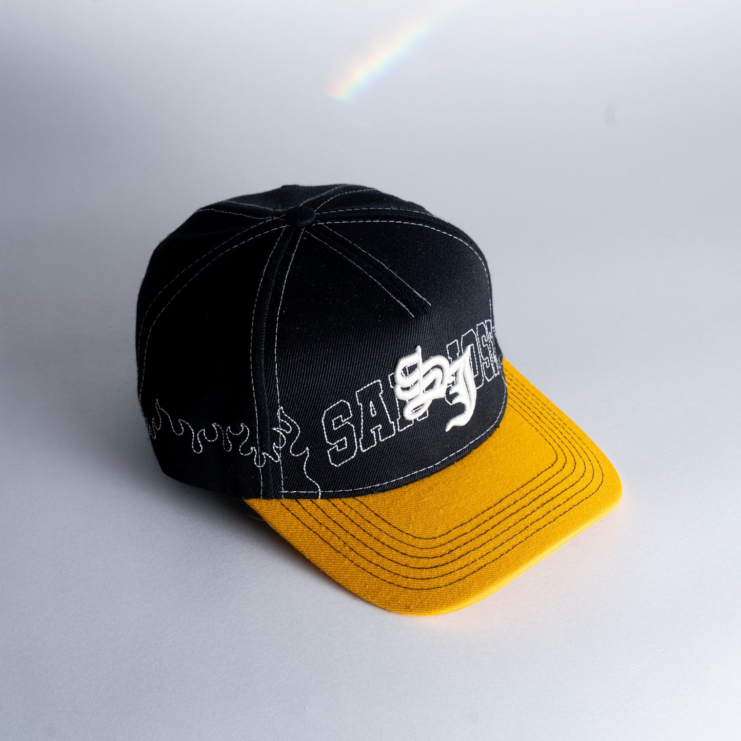 Old English SJ Black / Yellow