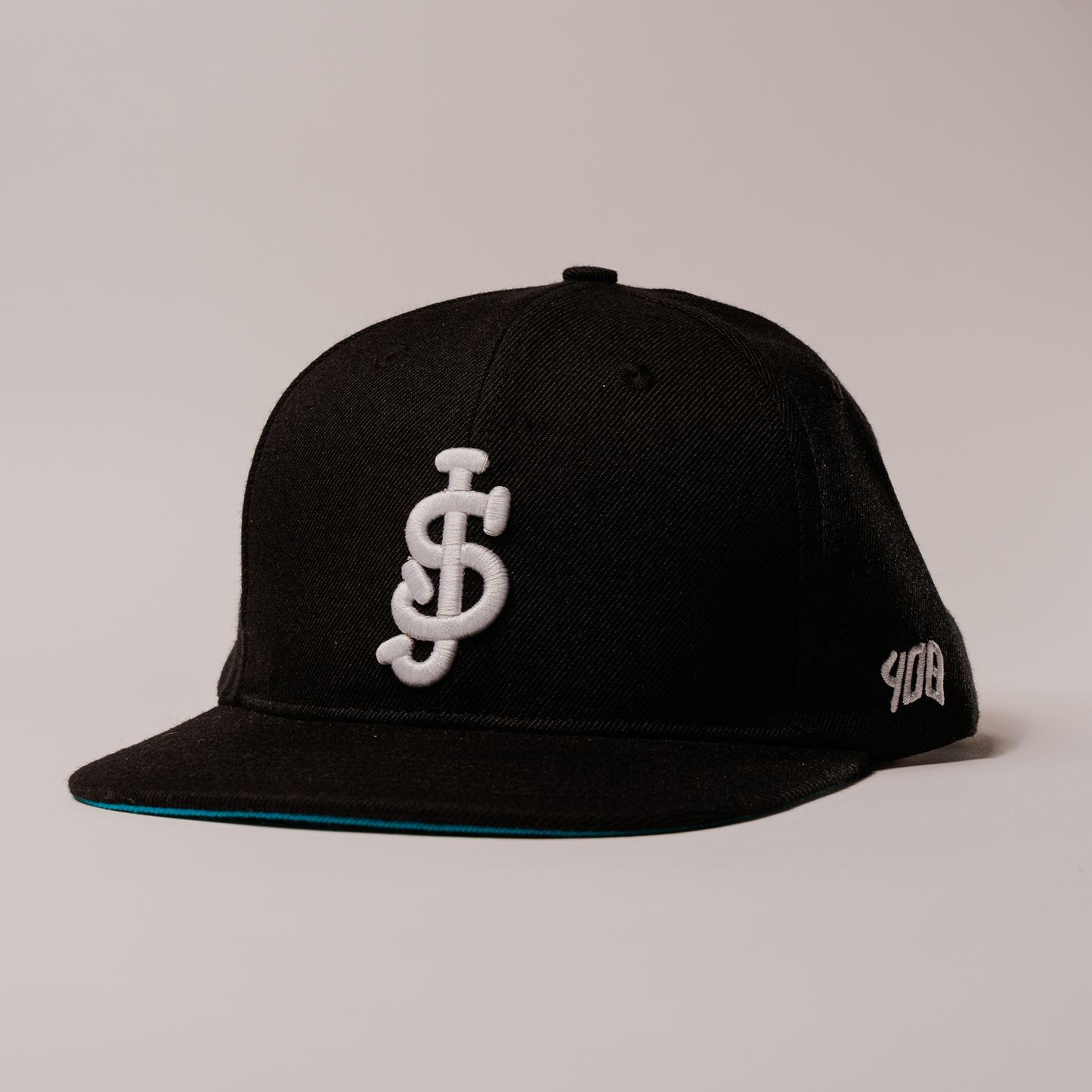 Black - Fitted